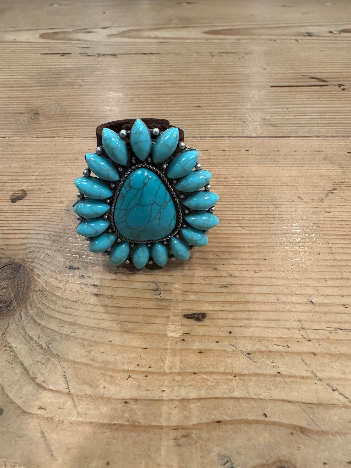 Cluster Western Concho Scarf Slide