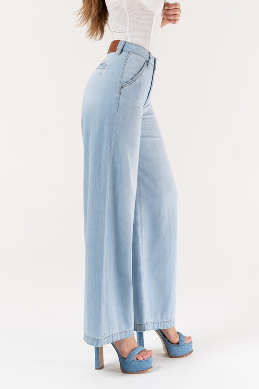Nori Wide Leg Jeans