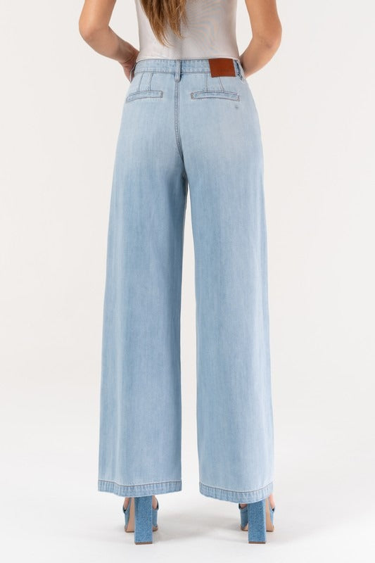 Nori Wide Leg Jeans