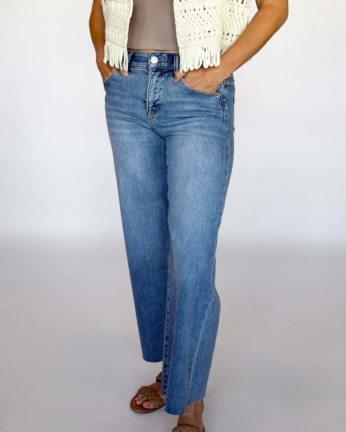 Canyon MR Crop Wide Leg Jeans