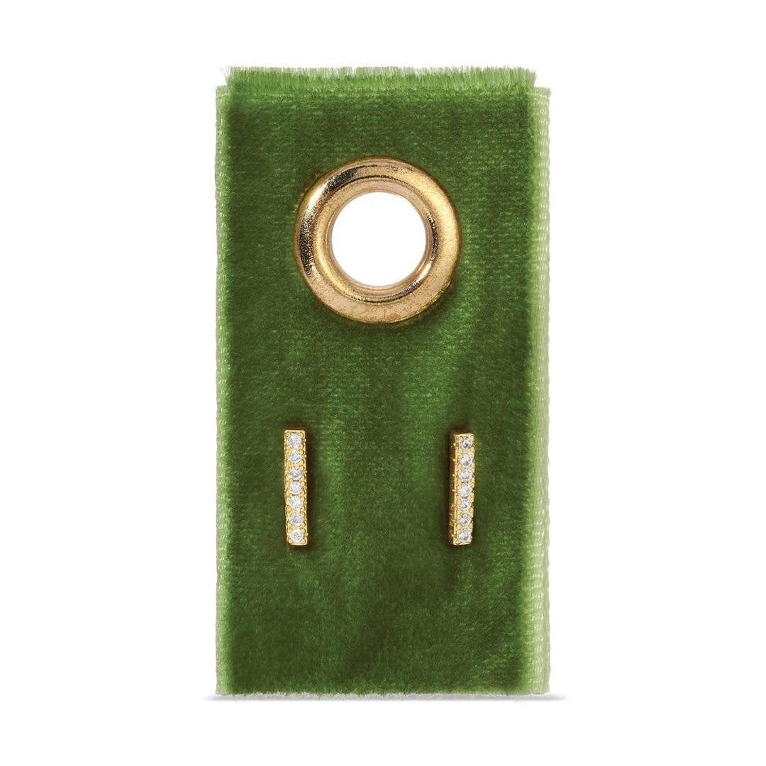 Fine Line Stud Set