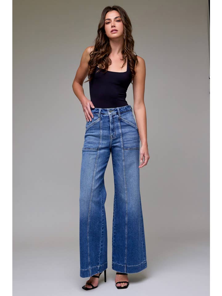 Happi HR Comfort Flare Jeans
