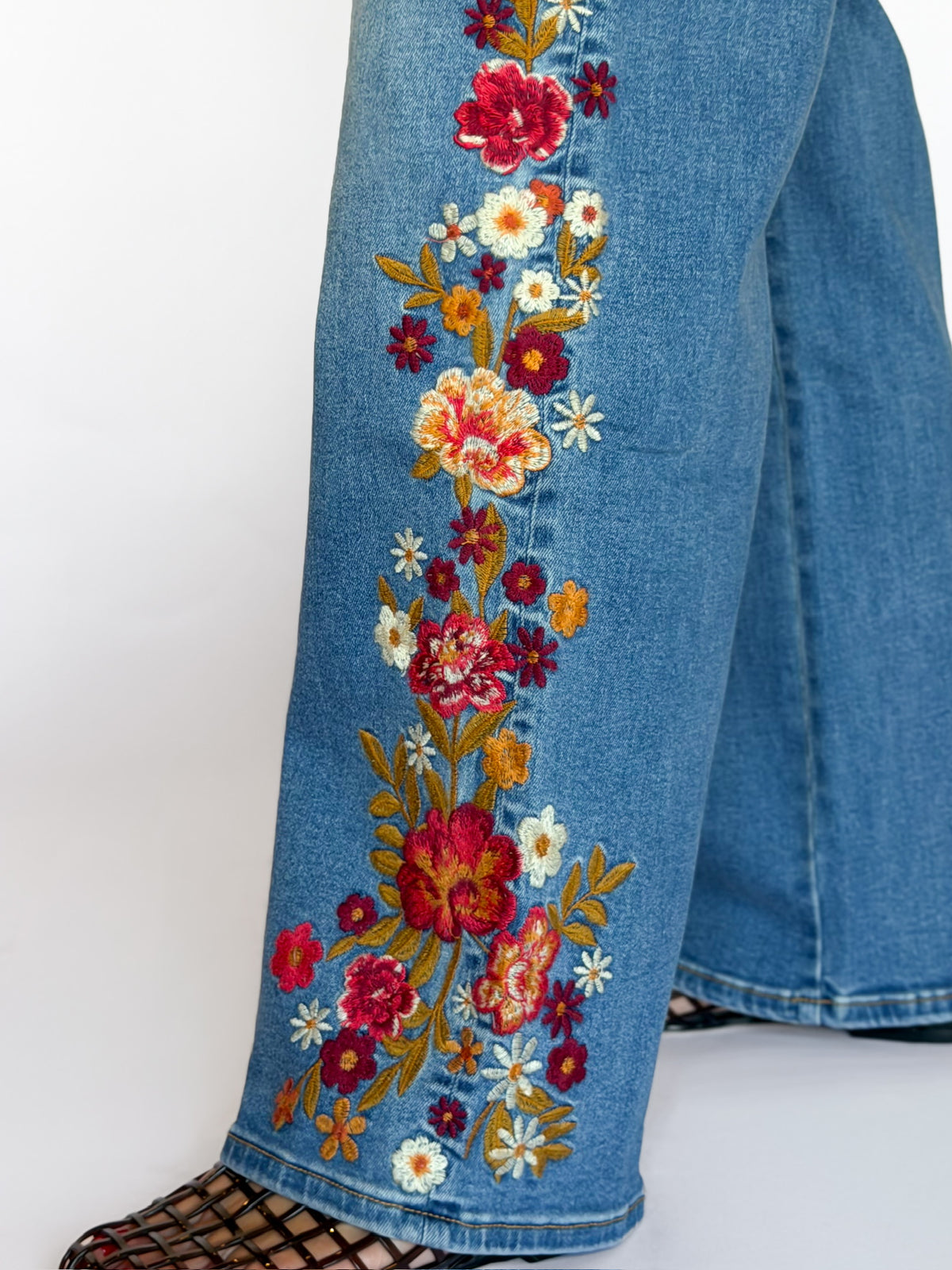 Autumn Embroidered MR Wide Leg Jeans