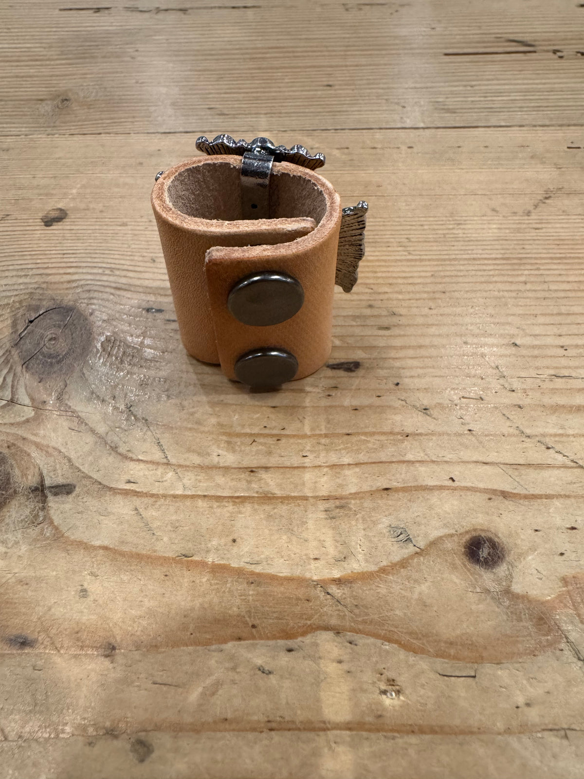 Cluster Western Concho Scarf Slide