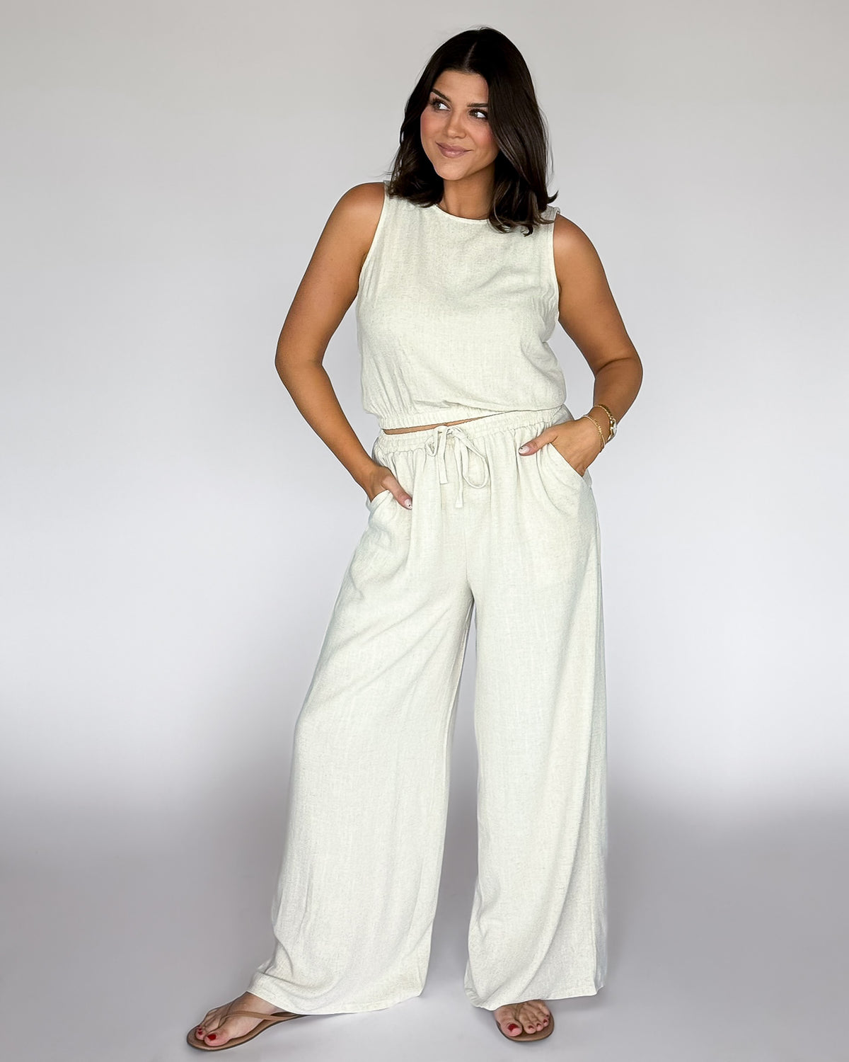 Capri Elastic Hem Top