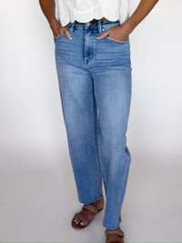 Valley HR Tapered Jeans