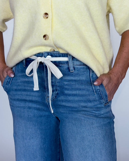 Lennon HR Wide Leg Jeans