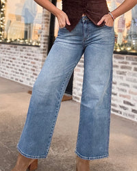 Kristy MR Straight Jeans