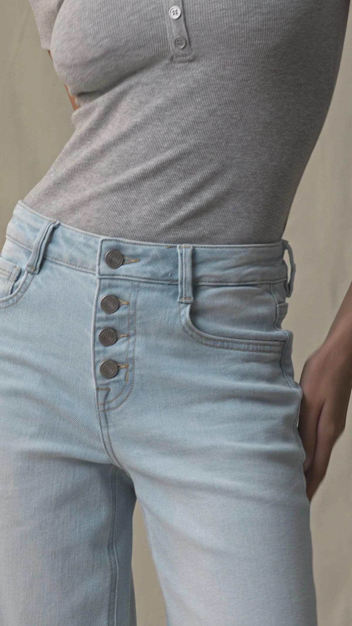 Jenny MR Wide Leg Jeans